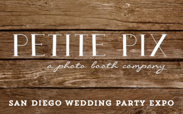 Petite Pix Vintage Photo Booth at the San Diego Wedding Expo
