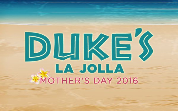 Petite Pix Mid-Century Modern Photo Booth for Duke's La Jolla for Mother's Day