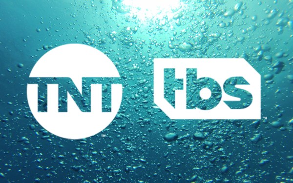 Petite Pix Classic GIF Photo Booth at The SmogShoppe in Los Angeles for TurnerTCA